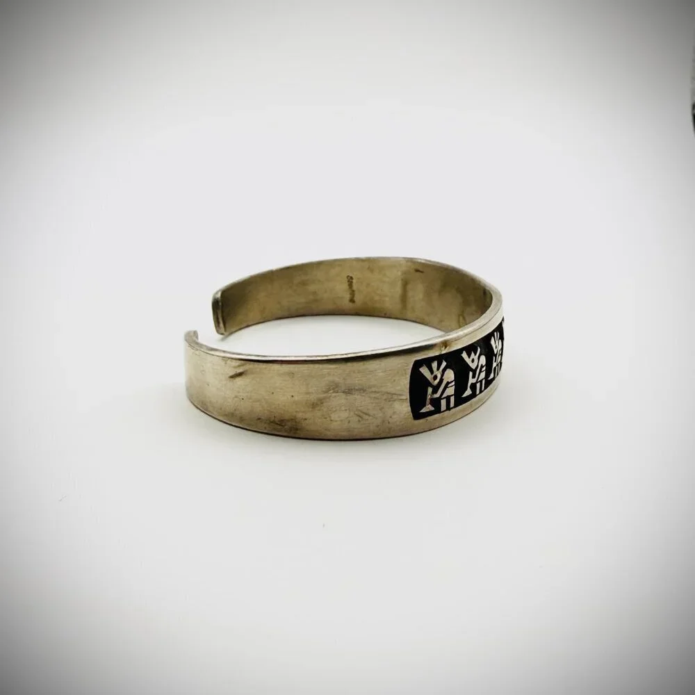 Vintage Hopi Sterling Overlay Cuff Bracelet – Spiderweb Hallmark - Picture 3 of 6